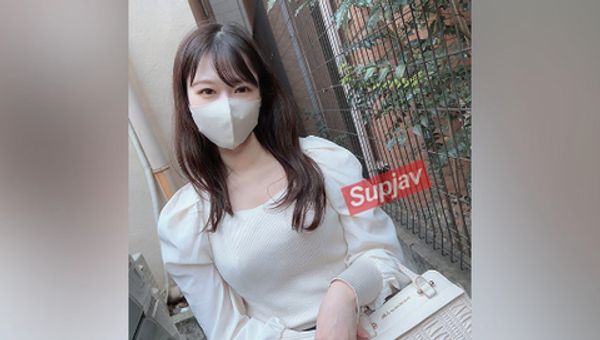 FC2PPV4185451刚毕业的白领女郎，被前男友洗脑调教，户外淫秽刺激……一次次高潮