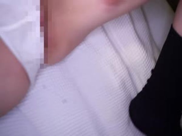 禁忌超可爱制服妹子内射的真实个人视频！紧致的肌肤让我兴奋不已！
