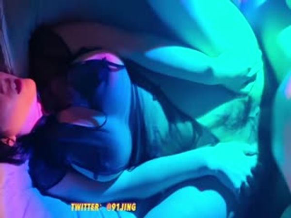 约炮大神约炮白富美校花巨乳极品身材高颜值