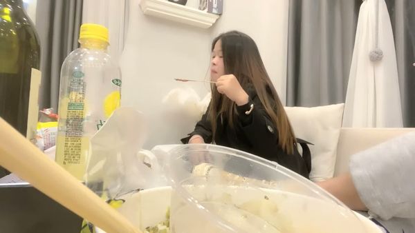 瘦猴先生探花_泡良佳作，商場導購小妹，小騷逼欲拒還迎，嬌羞迎接大屌暴插，刺激 .mp4